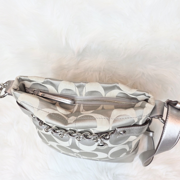 Coach Optic 2011 Large CC Metallic Silver Leather & Gray Canvas 2 Way Bag. - Picture 11 of 14